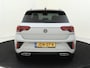 Volkswagen T-Roc 1.5 TSI R-Line Edition | Company Car | 19 Inch LM velgen | Achteruitrijcamera | Navigatie | Digital Cockpit Pro | Easy open kofferklep | Keyless Entry & Start |