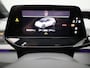 Volkswagen ID.3 First Plus 58 kWh | Apple Carplay/Android Auto | navigatiesysteem full map | Achteruitrijcamera | DAB ontvanger | Cruise control adaptief met Stop&Go |