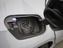 Volkswagen ID.3 First Plus 58 kWh | Apple Carplay/Android Auto | navigatiesysteem full map | Achteruitrijcamera | DAB ontvanger | Cruise control adaptief met Stop&Go |