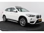 BMW X1 SDrive20i Corporate Lease High Executive (PANORAMADAK, CAMERA, STOELVERWARMING, HEAD-UP DISPLAY, DEALER ONDERHOUDEN)