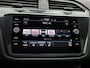 Volkswagen Tiguan 1.4 TSI eHybrid R-Line Business 245 PK| Dealeronderhouden | Panoramadak | 360 Camera | Achterklep Elektrisch | Dodehoekdetectie | Stoelverwarming | Stuurwielverwarming