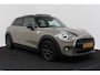MINI Cooper Mini 1.5 Pepper (PANORAMADAK, STOELVERWARMING, CRUISE CONTROL, NAVIGATIE, PARKEERSENSOREN)