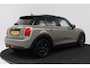 MINI Cooper Mini 1.5 Pepper (PANORAMADAK, STOELVERWARMING, CRUISE CONTROL, NAVIGATIE, PARKEERSENSOREN)