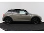 MINI Cooper Mini 1.5 Pepper (PANORAMADAK, STOELVERWARMING, CRUISE CONTROL, NAVIGATIE, PARKEERSENSOREN)
