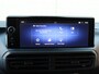 Opel Vivaro-e Electric L3 75 kWh 136pk | Draadloos Carplay | 3 Zitplaatsen | Camera | Parkeersensoren Voor en Achter