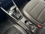 Kia Stonic 1.0 T-GDi MHEV GT-PLUSLINE AUTOMAAT NAVIGATIE ADAPTIVE CRUISE CONTROL CLIMATE CONTROL GLAZEN SCHUIF/KANTELDAK BLUETOOTH TELEFOON DODEHOEKSENSOREN ACHTERUITRIJCAMERA KEYLESS GO TREKHAAK ZEER MOOI !!