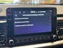 Kia Stonic 1.0 T-GDi MHEV GT-PLUSLINE AUTOMAAT NAVIGATIE ADAPTIVE CRUISE CONTROL CLIMATE CONTROL GLAZEN SCHUIF/KANTELDAK BLUETOOTH TELEFOON DODEHOEKSENSOREN ACHTERUITRIJCAMERA KEYLESS GO TREKHAAK ZEER MOOI !!