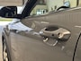 Kia Stonic 1.0 T-GDi MHEV GT-PLUSLINE AUTOMAAT NAVIGATIE ADAPTIVE CRUISE CONTROL CLIMATE CONTROL GLAZEN SCHUIF/KANTELDAK BLUETOOTH TELEFOON DODEHOEKSENSOREN ACHTERUITRIJCAMERA KEYLESS GO TREKHAAK ZEER MOOI !!