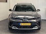 Kia Stonic 1.0 T-GDi MHEV GT-PLUSLINE AUTOMAAT NAVIGATIE ADAPTIVE CRUISE CONTROL CLIMATE CONTROL GLAZEN SCHUIF/KANTELDAK BLUETOOTH TELEFOON DODEHOEKSENSOREN ACHTERUITRIJCAMERA KEYLESS GO TREKHAAK ZEER MOOI !!