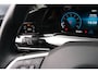 Volkswagen Golf 1.5 eTSI Life DSG 150PK Pano Navi ACC PDC CAM IQ