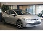 Volkswagen Golf 1.5 eTSI Life DSG 150PK Pano Navi ACC PDC CAM IQ