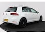 Volkswagen Golf 1.0 TSI Comfortline Business (PANORAMADAK, NAVIGATIE, STOELVERWARMING, CRUISE ADAPTIEF, PARKEERSENSOREN)