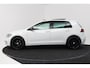 Volkswagen Golf 1.0 TSI Comfortline Business (PANORAMADAK, NAVIGATIE, STOELVERWARMING, CRUISE ADAPTIEF, PARKEERSENSOREN)