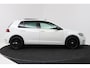 Volkswagen Golf 1.0 TSI Comfortline Business (PANORAMADAK, NAVIGATIE, STOELVERWARMING, CRUISE ADAPTIEF, PARKEERSENSOREN)