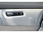 Volvo XC90 T8 Recharge AWD Plus Dark - Luchtvering - Panorama/schuifdak - IntelliSafe Assist & Surround - 360º Camera - Bowers & Wilkins audio - Adaptieve LED koplampen - Verwarmde voorstoelen, stuur & achterbank - Parkeersensoren voor & achter - Elektr. bedienb. voorstoelen met geheugen - Geventileerde voorstoelen - Head up display - Draadloze tel. lader - Extra getint glas - Inklapbare trekhaak - 21' LMV
