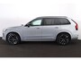 Volvo XC90 T8 Recharge AWD Plus Dark - Luchtvering - Panorama/schuifdak - IntelliSafe Assist & Surround - 360º Camera - Bowers & Wilkins audio - Adaptieve LED koplampen - Verwarmde voorstoelen, stuur & achterbank - Parkeersensoren voor & achter - Elektr. bedienb. voorstoelen met geheugen - Geventileerde voorstoelen - Head up display - Draadloze tel. lader - Extra getint glas - Inklapbare trekhaak - 21' LMV