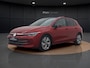 Volkswagen Golf 1.5 eHybrid Life Edition | Pano dak | Trekhaak | Camera | Stuur-/Stoelverwarming |