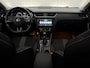 Skoda Octavia Combi 1.0 TSI Greentech Style Business Panoramadak, Navi, Parkeersensoren, Keyless start, Cruise control, Stoelverwarming, A start stop, Lichtmetalen velgen