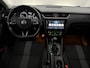 Skoda Octavia Combi 1.0 TSI Greentech Style Business Panoramadak, Navi, Parkeersensoren, Keyless start, Cruise control, Stoelverwarming, A start stop, Lichtmetalen velgen