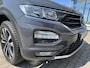 Volkswagen T-Roc 1.5 TSI United | App-connect | Dig.display | Navi | DAB | LMV17"