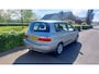 Kia Carens 1.8-16V EX CLIMA BJ 2004