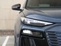 Audi Q6 e-tron S edition performance 100 kWh | Luchtvering | Bijrijderscherm | Elektr. verstelbare voorstoel + memory | 360° camera | Stoelverw. v+a | Stuurverwarming | Keyless | Dodehoekdetectie | Org. NL |