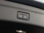 Audi Q6 e-tron S edition performance 100 kWh | Luchtvering | Bijrijderscherm | Elektr. verstelbare voorstoel + memory | 360° camera | Stoelverw. v+a | Stuurverwarming | Keyless | Dodehoekdetectie | Org. NL |