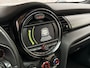 MINI John Cooper Works Mini 1.5 JCW Pack Automaat (PANORAMADAK, NAVIGATIE, CLIMATE, ZWART HEMEL, SPORTSTOELEN, PARKEERSENSOREN, CRUISE, NIEUWE APK, NIEUWSTAAT)