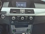 BMW 5-Serie Touring 6 cilinders 523i Navigatie Stoelverwarming Rijdt & Schakelt super Navigatie