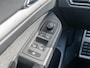Volkswagen Golf 1.5 eTSI Life Edition | Automaat | Ambiente | Apple Carplay & Android Auto