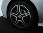 Mercedes-Benz CLA 250 e AMG Nightpakket | Dode Hoek Ass | Keyless Go | CarPlay | Sfeerverlichting | Stoelverwarming | Inclusief 24 maanden Mercedes-Benz Certified garantie voor Europa.