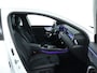 Mercedes-Benz A-klasse 180 AMG Nightpakket Limousine | Sfeerverlichting | Stoelverwarming | Parkeerpakket met Camera | LED | DAB | Inclusief 24 maanden Mercedes-Benz Certified garantie voor Europa.