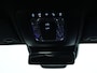 Mercedes-Benz A-klasse 180 AMG Nightpakket Limousine | Sfeerverlichting | Stoelverwarming | Parkeerpakket met Camera | LED | DAB | Inclusief 24 maanden Mercedes-Benz Certified garantie voor Europa.