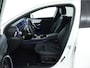 Mercedes-Benz A-klasse 180 AMG Nightpakket Limousine | Sfeerverlichting | Stoelverwarming | Parkeerpakket met Camera | LED | DAB | Inclusief 24 maanden Mercedes-Benz Certified garantie voor Europa.