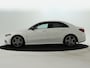 Mercedes-Benz A-klasse 180 AMG Nightpakket Limousine | Sfeerverlichting | Stoelverwarming | Parkeerpakket met Camera | LED | DAB | Inclusief 24 maanden Mercedes-Benz Certified garantie voor Europa.