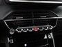 Peugeot 2008 1.2 Hybrid 136 pk Automaat Allure Navigatie Apple Carplay/Android Auto Climate Control Led Parkeer sensoren Cruise Control Stoelverwarming