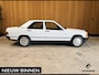 Mercedes-Benz 190-Serie 2.0 E Automaat. Airco. ABS. Airbag. Cruise-control. Elektrische ramen. Trekhaak. Oldtimer.