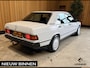 Mercedes-Benz 190-Serie 2.0 E Automaat. Airco. ABS. Airbag. Cruise-control. Elektrische ramen. Trekhaak. Oldtimer.