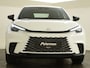 Lexus LBX Relax | Blindspot | Stoel/stuuverw. | Adapt. cruise | PDC