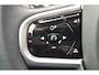 Volvo V60 2.0 T6 Recharge AWD R-Design Head Up - Stoelventilatie voor - Luxe lederen bekleding - Panorama Dak - 2000 KG Trekgewicht - Harman Kardon Sound Systeem - Camera achter -  Lighting Pack - Privacy glass - 19 Licht metaal - Elektrisch bedienbare voorstoelen met memory