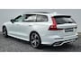 Volvo V60 2.0 T6 Recharge AWD R-Design Head Up - Stoelventilatie voor - Luxe lederen bekleding - Panorama Dak - 2000 KG Trekgewicht - Harman Kardon Sound Systeem - Camera achter -  Lighting Pack - Privacy glass - 19 Licht metaal - Elektrisch bedienbare voorstoelen met memory