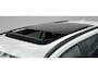 Volvo V60 2.0 T6 Recharge AWD R-Design Head Up - Stoelventilatie voor - Luxe lederen bekleding - Panorama Dak - 2000 KG Trekgewicht - Harman Kardon Sound Systeem - Camera achter -  Lighting Pack - Privacy glass - 19 Licht metaal - Elektrisch bedienbare voorstoelen met memory