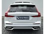 Volvo V60 2.0 T6 Recharge AWD R-Design Head Up - Stoelventilatie voor - Luxe lederen bekleding - Panorama Dak - 2000 KG Trekgewicht - Harman Kardon Sound Systeem - Camera achter -  Lighting Pack - Privacy glass - 19 Licht metaal - Elektrisch bedienbare voorstoelen met memory