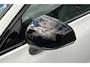 Volvo V60 2.0 T6 Recharge AWD R-Design Head Up - Stoelventilatie voor - Luxe lederen bekleding - Panorama Dak - 2000 KG Trekgewicht - Harman Kardon Sound Systeem - Camera achter -  Lighting Pack - Privacy glass - 19 Licht metaal - Elektrisch bedienbare voorstoelen met memory