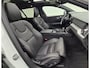 Volvo V60 2.0 T6 Recharge AWD R-Design Head Up - Stoelventilatie voor - Luxe lederen bekleding - Panorama Dak - 2000 KG Trekgewicht - Harman Kardon Sound Systeem - Camera achter -  Lighting Pack - Privacy glass - 19 Licht metaal - Elektrisch bedienbare voorstoelen met memory