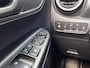 Hyundai Kona Electric EV Fashion 64 kWh | SOH: nnb | 3 fase | Warmtepomp | Trekhaak | Camera | Adaptive CC | Blindspot |