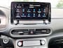 Hyundai Kona Electric EV Fashion 64 kWh | SOH: nnb | 3 fase | Warmtepomp | Trekhaak | Camera | Adaptive CC | Blindspot |