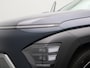 Hyundai Kona 1.6 GDI HEV Premium Sky | Panoramadak | Stoel -en stuurverwarming | Climate Control | Head Up Display | BOSE Premium Audio | 360 Camera | Apple Carplay/Android Auto |