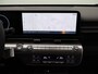 Hyundai Kona 1.6 GDI HEV Premium Sky | Panoramadak | Stoel -en stuurverwarming | Climate Control | Head Up Display | BOSE Premium Audio | 360 Camera | Apple Carplay/Android Auto |