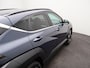Hyundai Kona 1.6 GDI HEV Premium Sky | Panoramadak | Stoel -en stuurverwarming | Climate Control | Head Up Display | BOSE Premium Audio | 360 Camera | Apple Carplay/Android Auto |